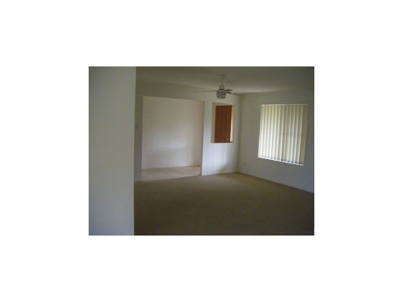 10 Dotterel Crescent, North Lakes QLD 4509