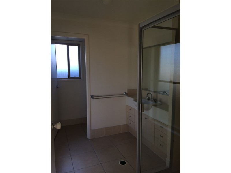 10 Dotterel Crescent, North Lakes QLD 4509