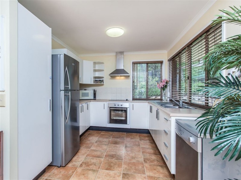 22 Cania Crescent, Petrie QLD 4502