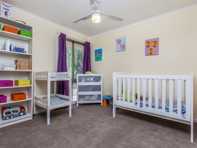 22 Cania Crescent, Petrie QLD 4502