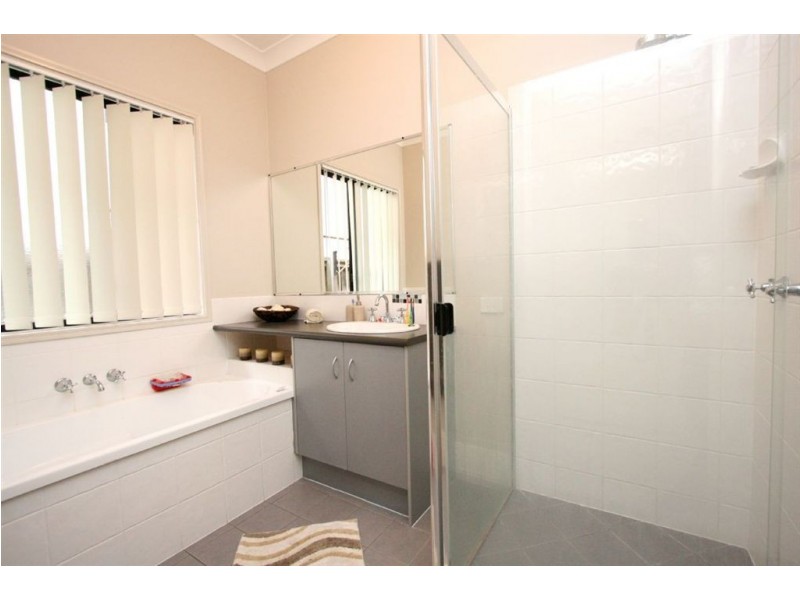 21 Elkington Circuit, North Lakes QLD 4509