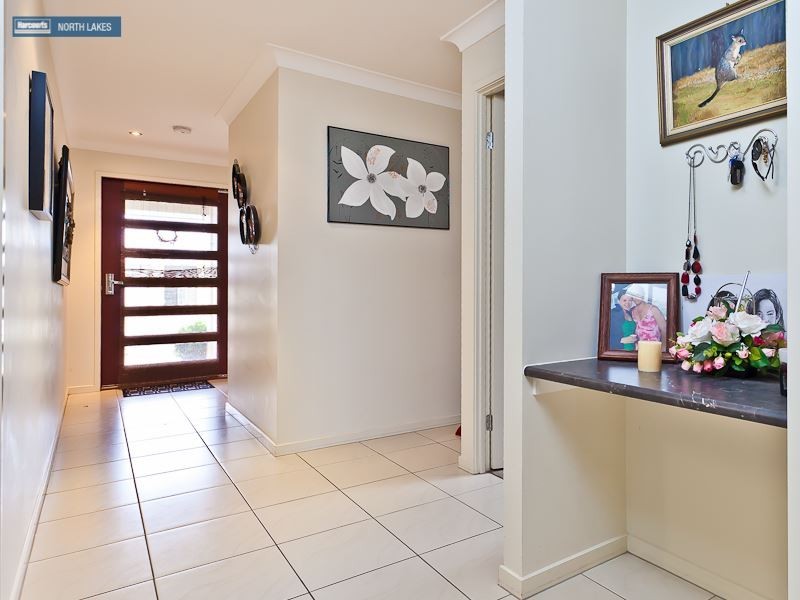 8 Chrysler Circuit, North Lakes QLD 4509