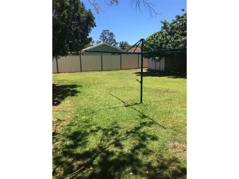 30 Elsie Street, Kallangur QLD 4503