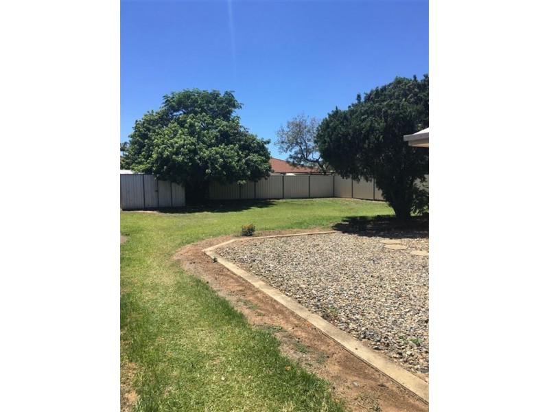 30 Elsie Street, Kallangur QLD 4503
