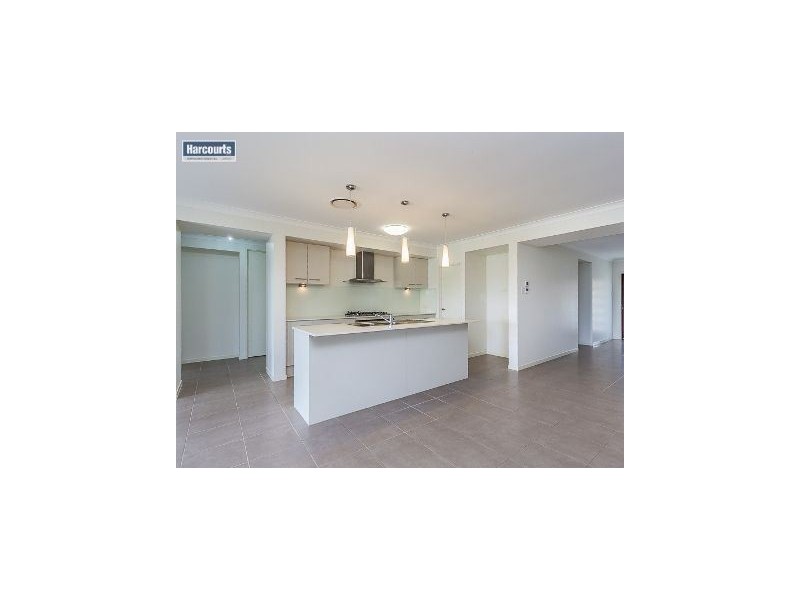 34 Severn Crescent, North Lakes QLD 4509