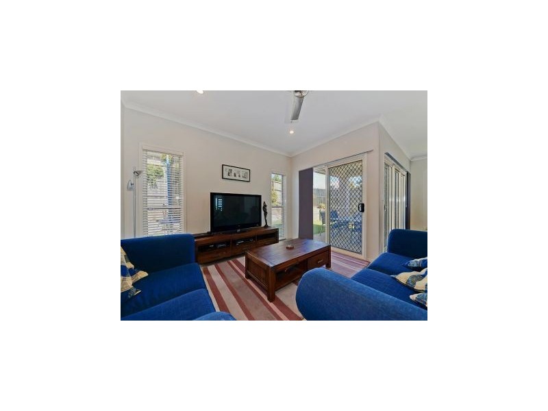 15 Echidna Parade, North Lakes QLD 4509