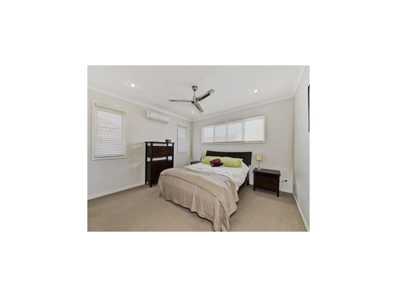 15 Echidna Parade, North Lakes QLD 4509