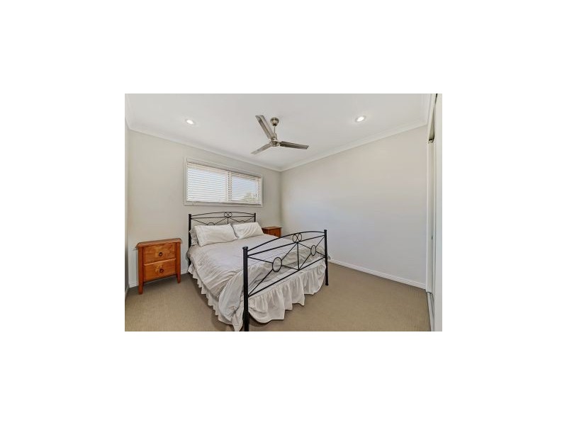 15 Echidna Parade, North Lakes QLD 4509