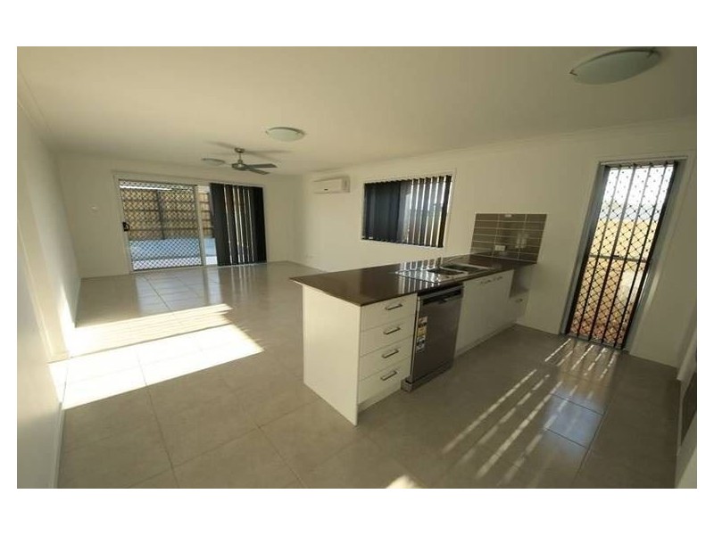 9 Staten Street, North Lakes QLD 4509