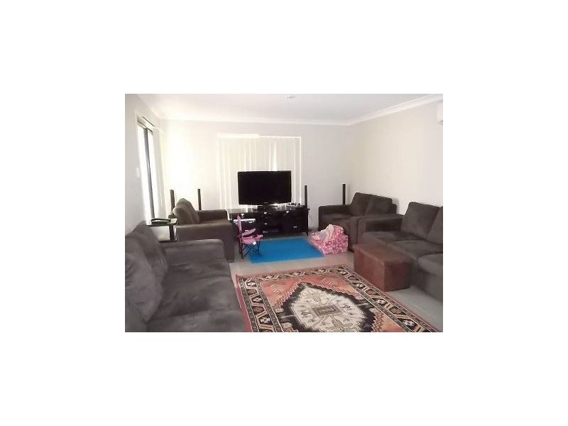 35 Kingston Court, North Lakes QLD 4509