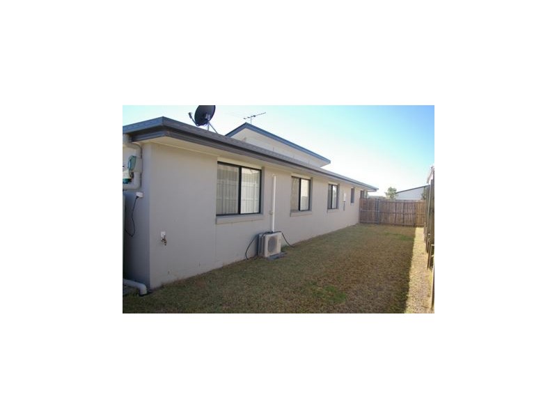 14 Chrysler Parade, North Lakes QLD 4509