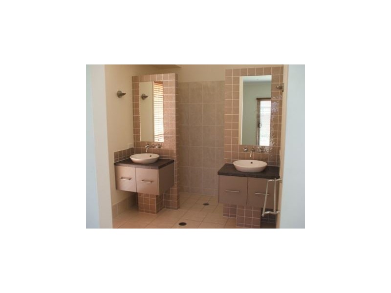 3 Grebe Circuit, North Lakes QLD 4509