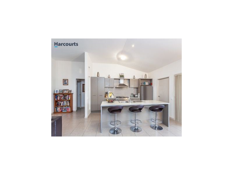 17 Warabi Crescent, North Lakes QLD 4509