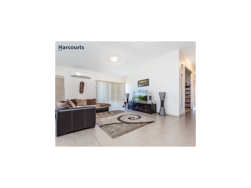 17 Warabi Crescent, North Lakes QLD 4509