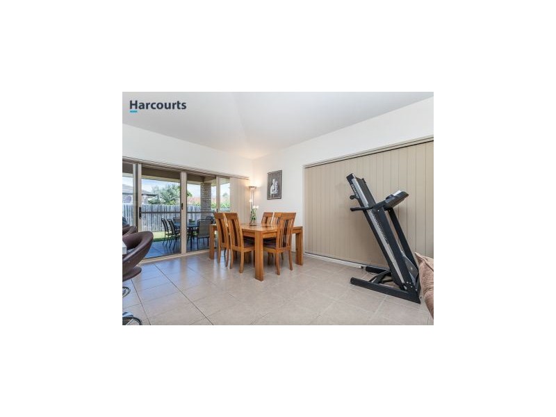 17 Warabi Crescent, North Lakes QLD 4509