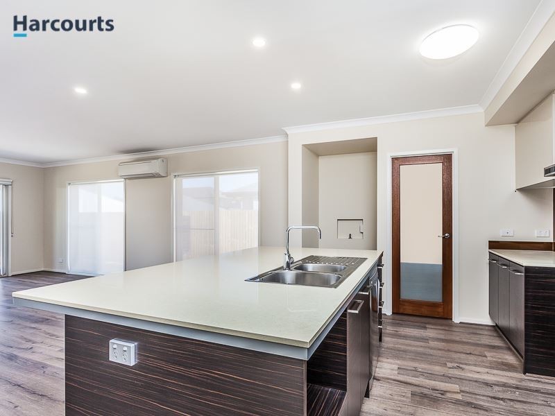 63 Campbell Drive, Mango Hill QLD 4509