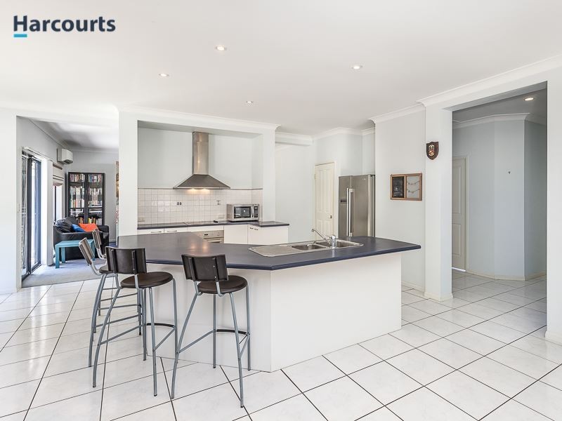 7 Morwell Crescent, North Lakes QLD 4509