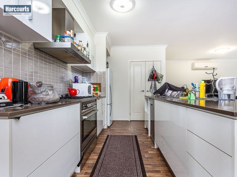 9 Dickson Crescent, North Lakes QLD 4509