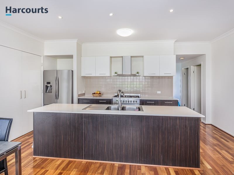 14 Moonie Crescent, North Lakes QLD 4509