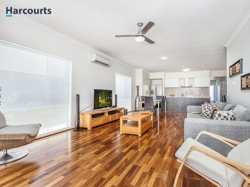 14 Moonie Crescent, North Lakes QLD 4509