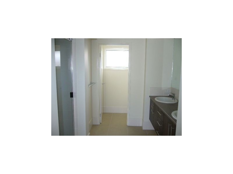 5 Numbat, North Lakes QLD 4509