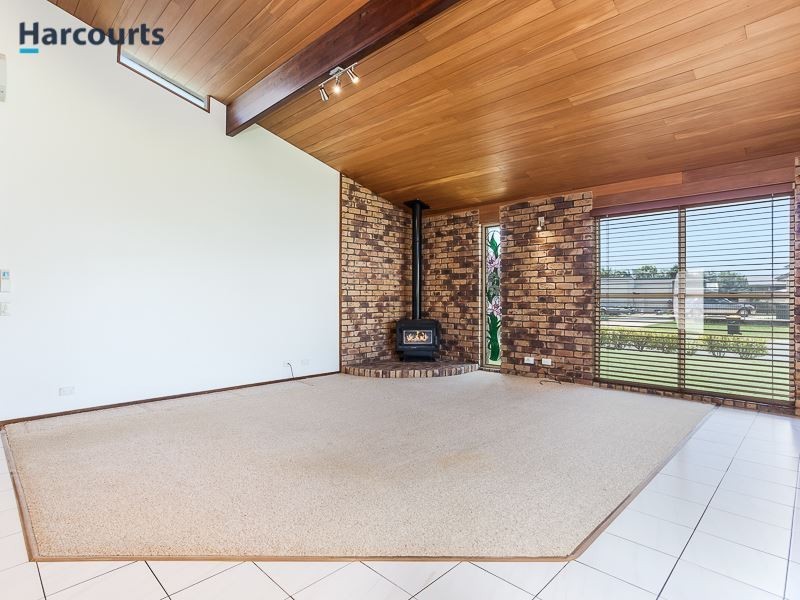 4 Third Avenue, Toorbul QLD 4510