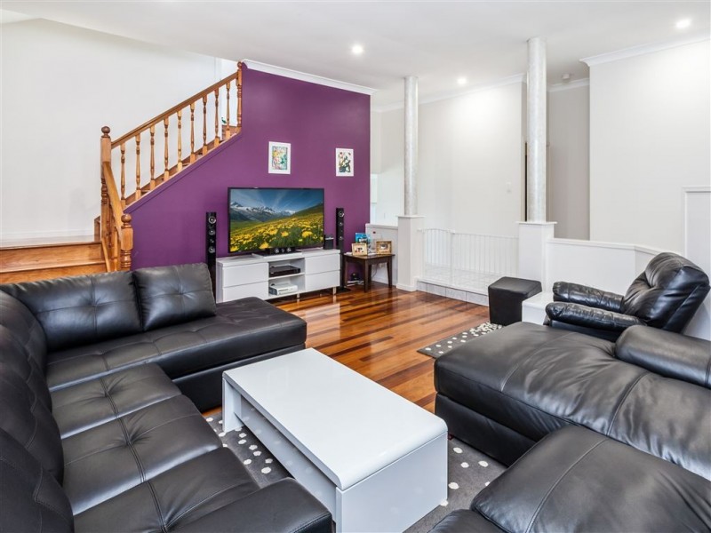 57 Southerden Drive, North Lakes QLD 4509