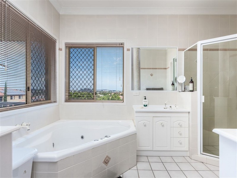 57 Southerden Drive, North Lakes QLD 4509