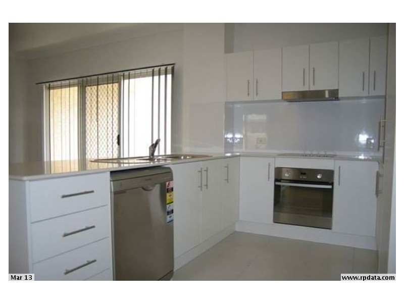 1/5 Kangaroo Street, North Lakes QLD 4509