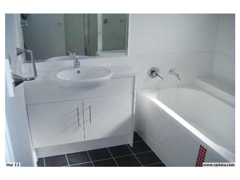 1/5 Kangaroo Street, North Lakes QLD 4509