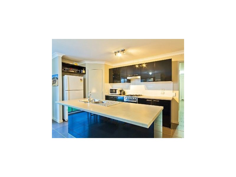 23 Cowen Terrace, North Lakes QLD 4509