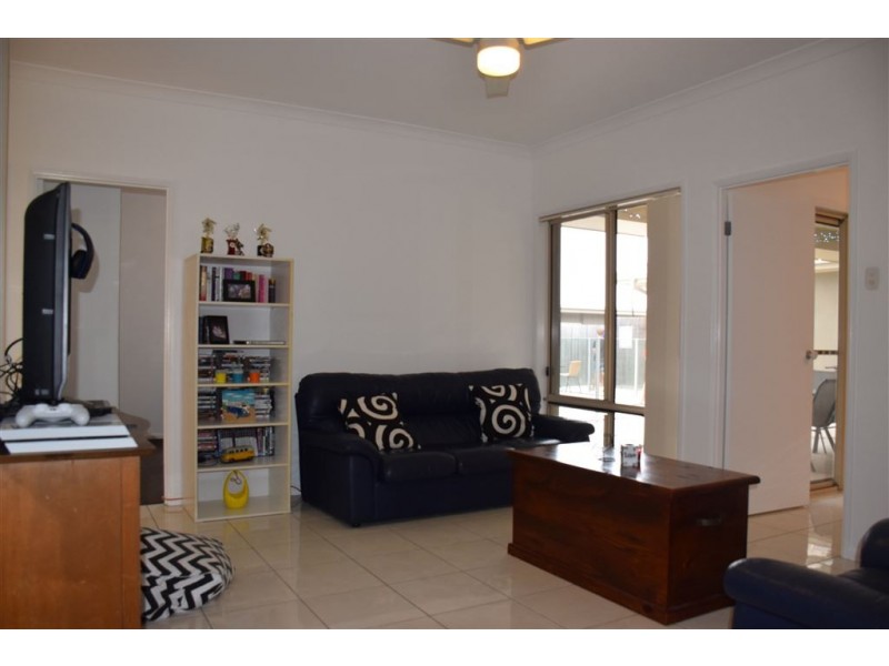 19 Whitecedar Circuit, North Lakes QLD 4509