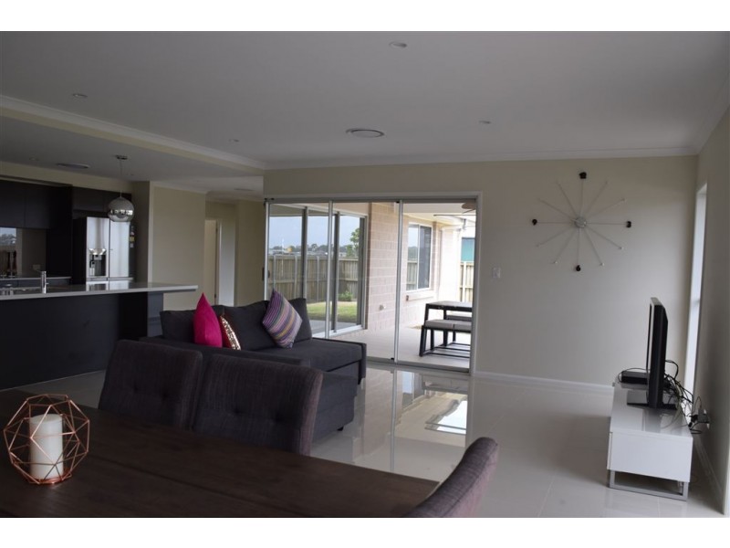 43 Hinton Crescent, Mango Hill QLD 4509