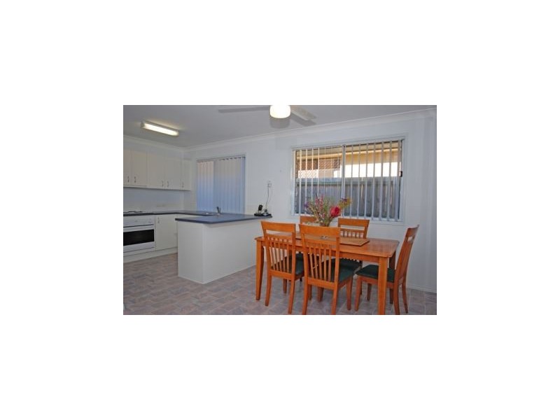 9 Page Street, North Lakes QLD 4509