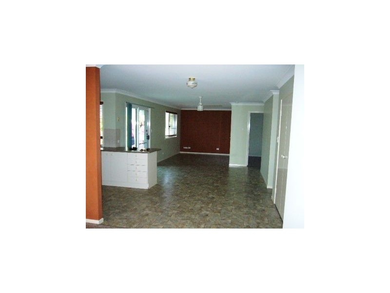 10 Highland Court, Petrie QLD 4502