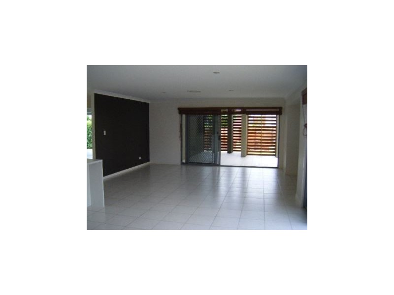 3 Caper White Court, Kallangur QLD 4503