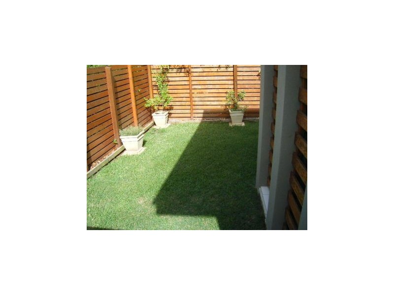 3 Caper White Court, Kallangur QLD 4503