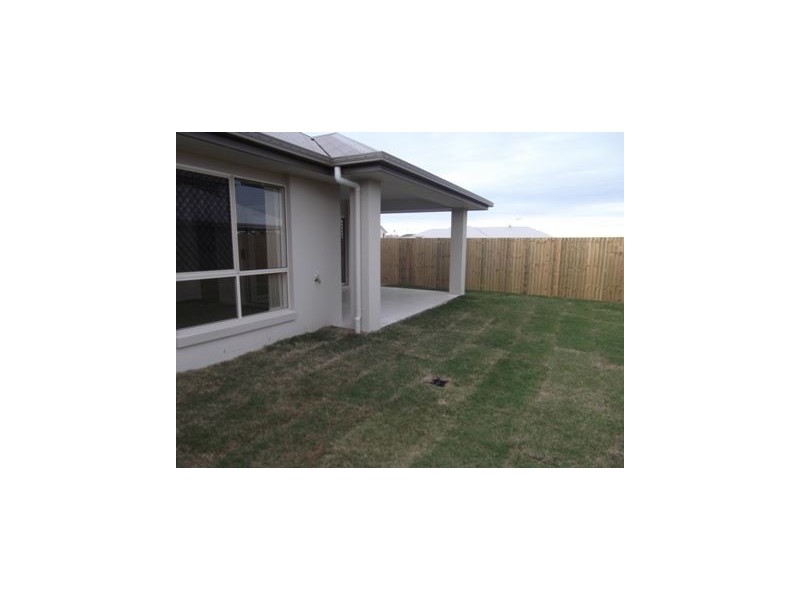 19 Friars Crescent, North Lakes QLD 4509