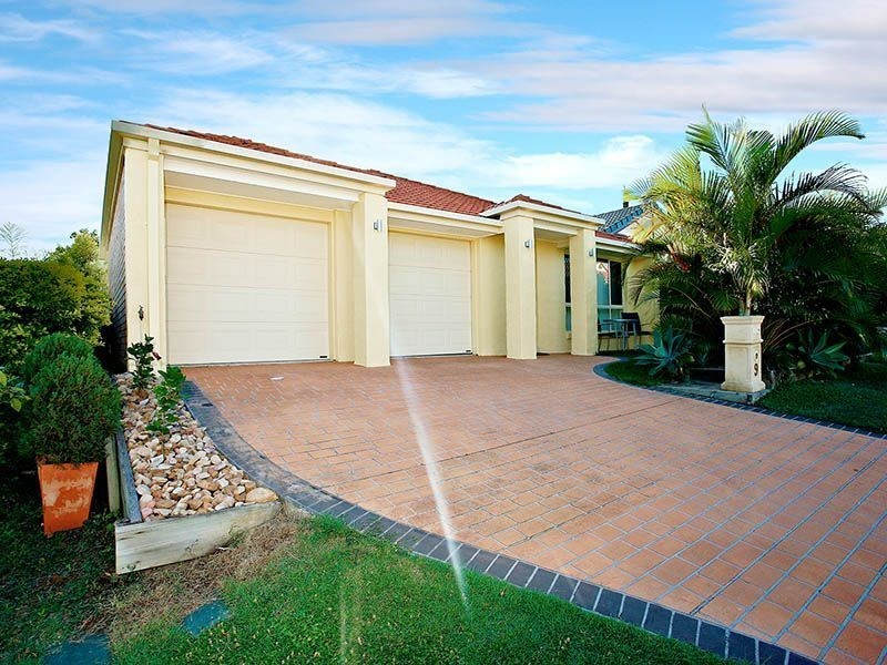 9 Campion Drive, North Lakes QLD 4509