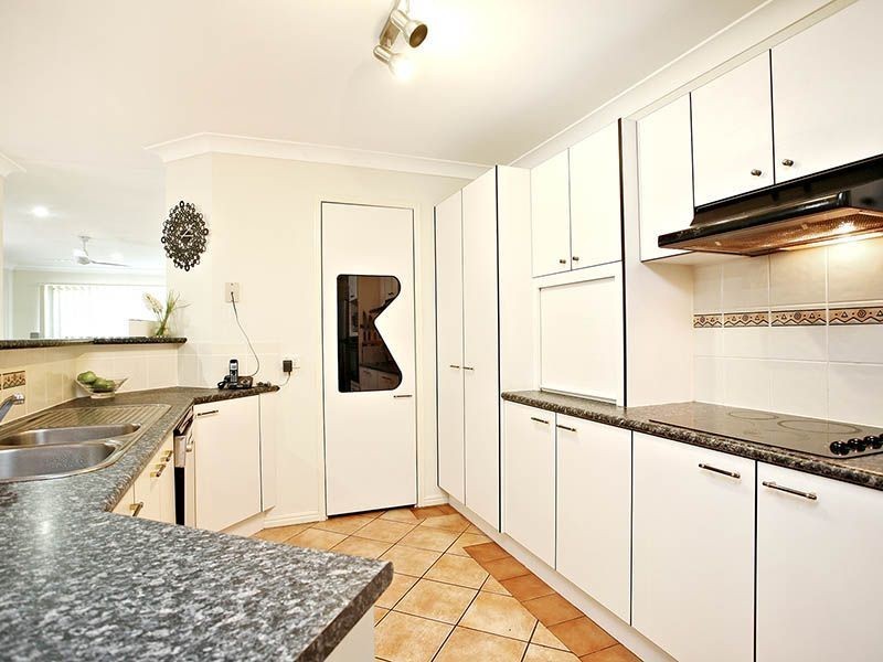 9 Campion Drive, North Lakes QLD 4509