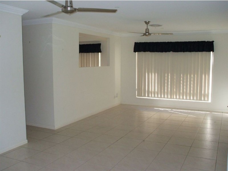 10 Crawford Street, North Lakes QLD 4509