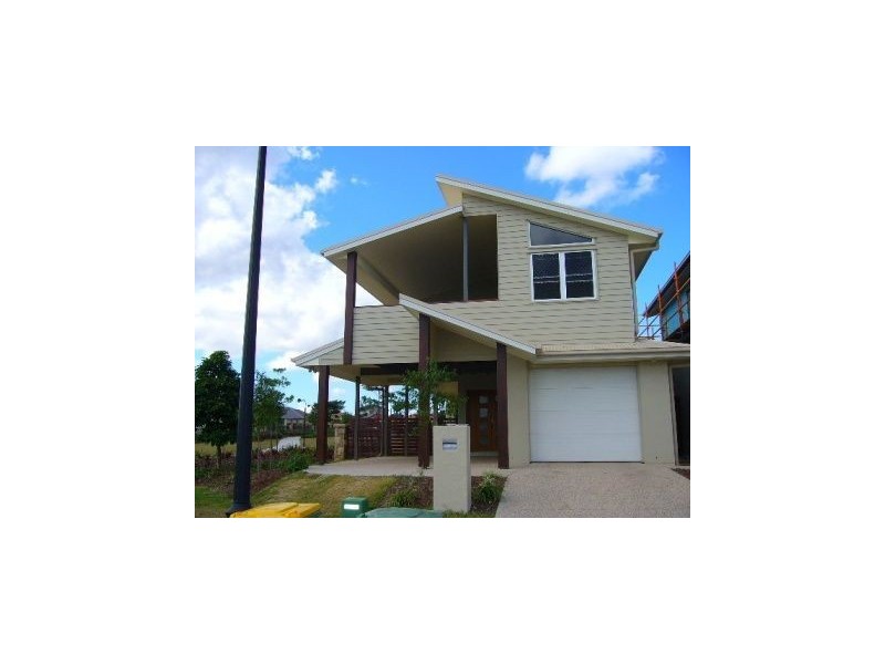 14 Riley, North Lakes QLD 4509