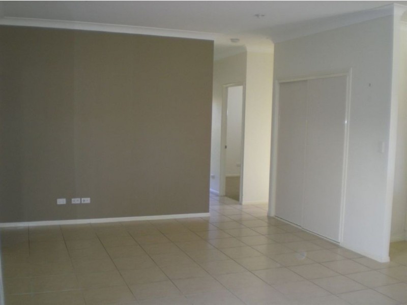 16 Brockman Street, North Lakes QLD 4509