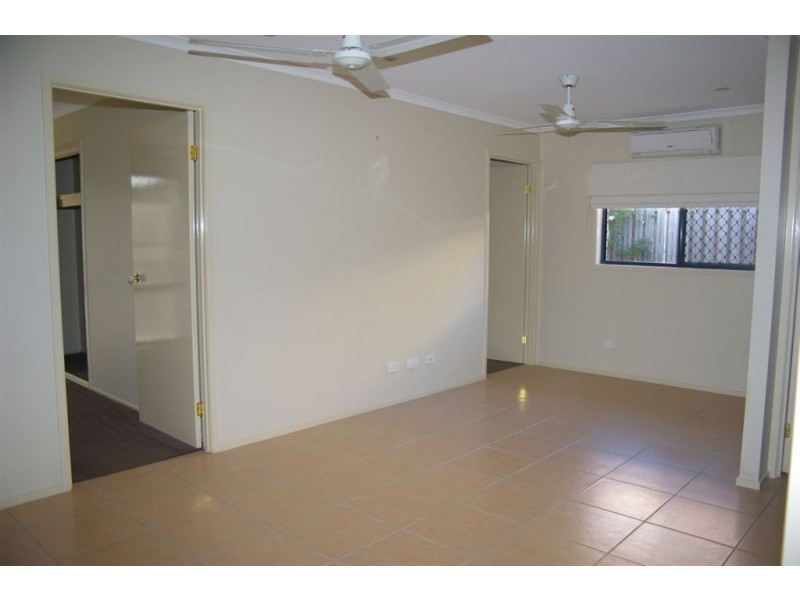 3 Chesterton Court, North Lakes QLD 4509