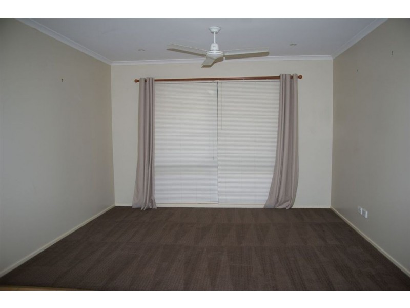 3 Chesterton Court, North Lakes QLD 4509