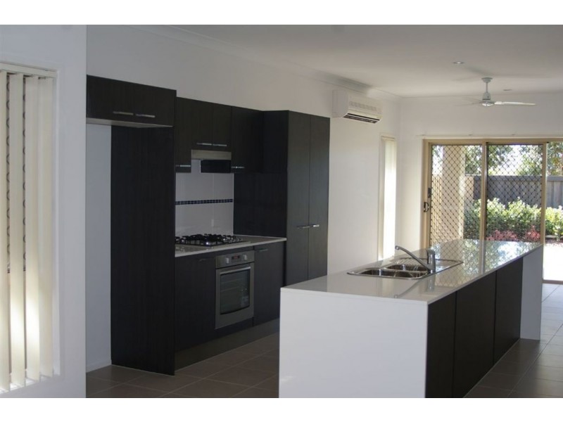 5 Lanagan Circuit, North Lakes QLD 4509