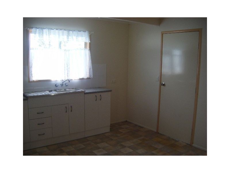 6 Lauder Street, Kallangur QLD 4503