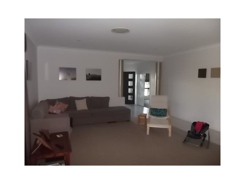 40 Mulgara Crt, North Lakes QLD 4509