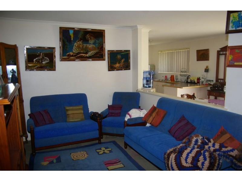 Unit 1 12 Bunbury Street, Kallangur QLD 4503