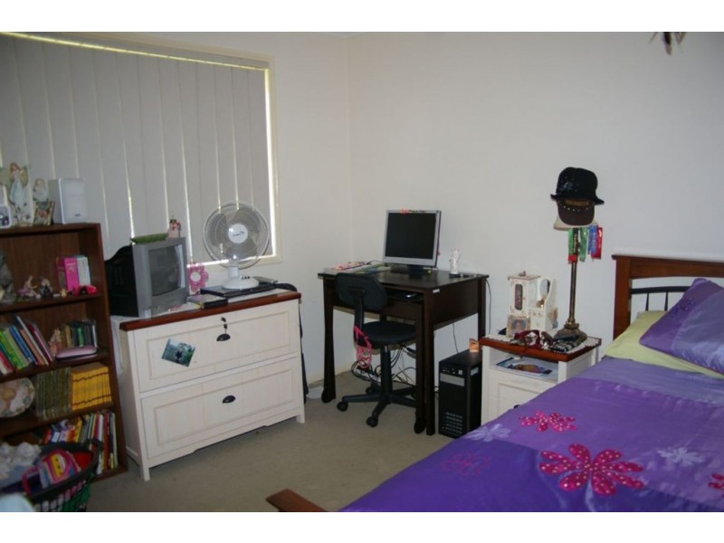 Unit 1 12 Bunbury Street, Kallangur QLD 4503